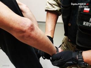 Areszt za napaść na policjantów. Wpadli czterej bracia