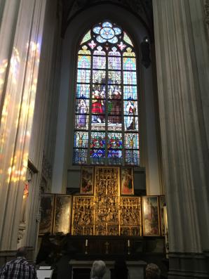 [VIDEO] Słowo i Pieśń na niedzielę 21 października z miasta 's-Hertogenbosch. Z modlitwą o pojednanie się holenderskiego ojca Kees Bedeschi z polską matką Beatą Olejnik. I za pracowników instytucji Jeugendbascherming, by im w tym pomogli