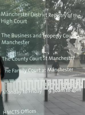 Piotr Mitręga pobił kolegę w obecności porwanego dziecka i własnej matki! Sprawa trafiła na brytyjską policję. Taką informację uzyskał od kolejnych informatorów Krzysztof Rutkowski