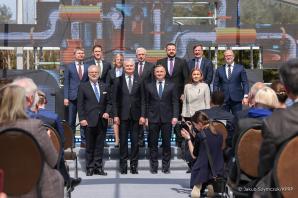 [VIDEO] Gazowy interkonektor Polska-Litwa otwarty. Konferencja prasowa Prezydentów Polski, Litwy, Łotwy oraz Komisarz UE ds. Energii 