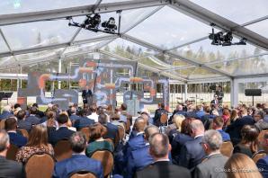 [VIDEO] Gazowy interkonektor Polska-Litwa otwarty. Konferencja prasowa Prezydentów Polski, Litwy, Łotwy oraz Komisarz UE ds. Energii 