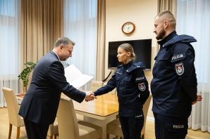 Minister Marcin Kierwiński wyróżnił policjantów z Gdańska, którzy uratowali 9-letniego chłopca