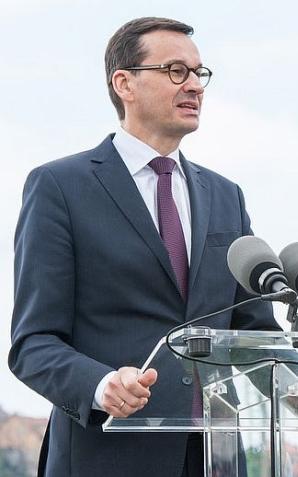 Premier Mateusz Morawiecki: Nie można zrozumieć współczesnej historii Polski bez zrozumienia tej straszliwej katastrofy, jaką była katastrofa smoleńska