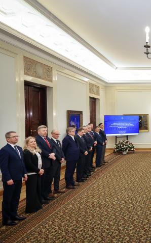 [VIDEO] Prezydent Rzeczypospolitej Polskiej Andrzej Duda powołał przedstawicieli strony rządowej w skład Rady Dialogu Społecznego