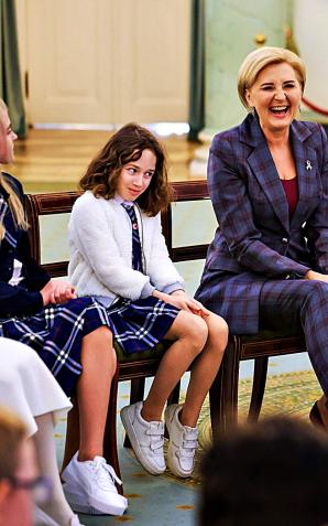 Spotkanie z uczniami polsko-angielskiej szkoły z małżonką Prezydenta Andrzeja Dudy w Belwederze